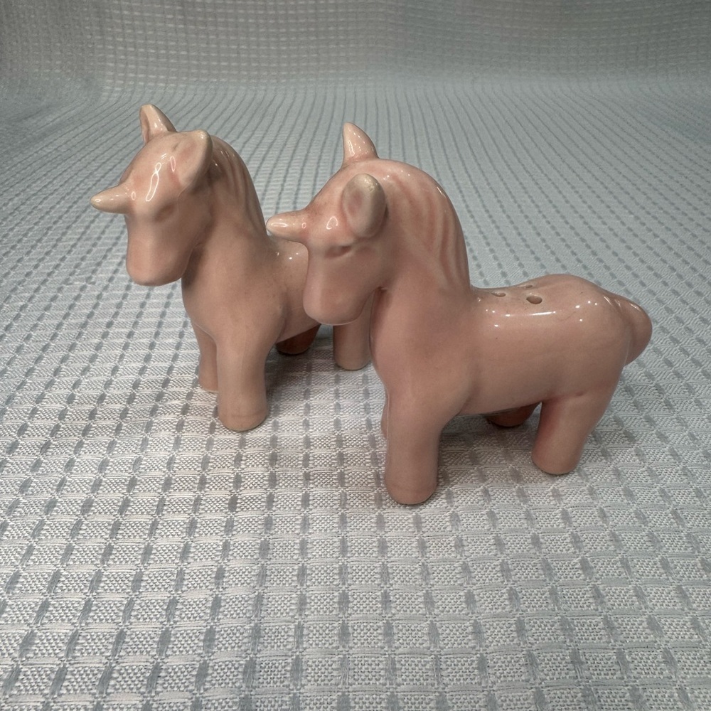 Charming Pink Unicorn Salt & Pepper shakers